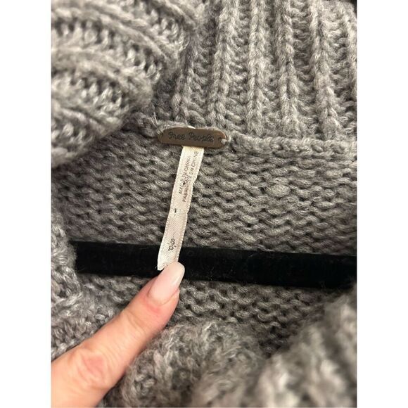 Free People Fair isle convertible cowl neck Sweater oversized S bell sleeves - Picture 3 of 9